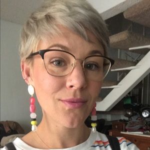 Meet your Posher, April